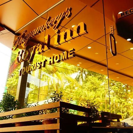 Thayamkery'S Royal Inn Kochi Екстер'єр фото