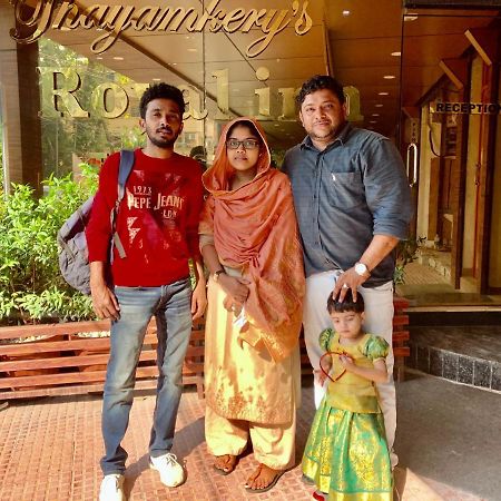 Thayamkery'S Royal Inn Kochi Екстер'єр фото